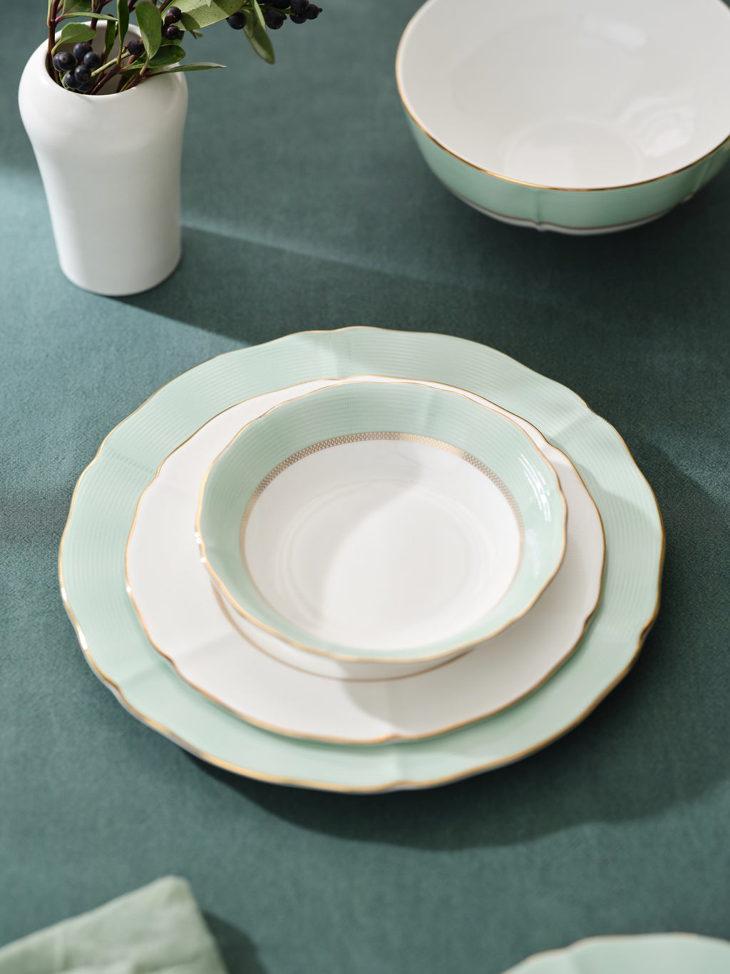 [The Royal] 25-Piece Dinner set, Serving for 4