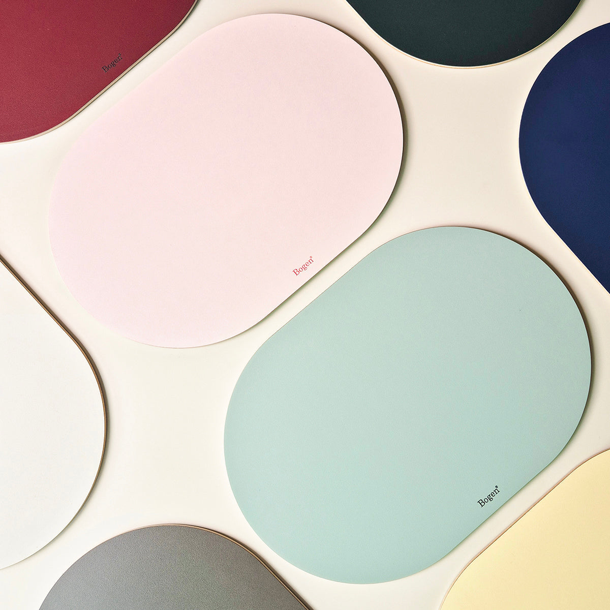 Bogen 2-Way Oval Placemats