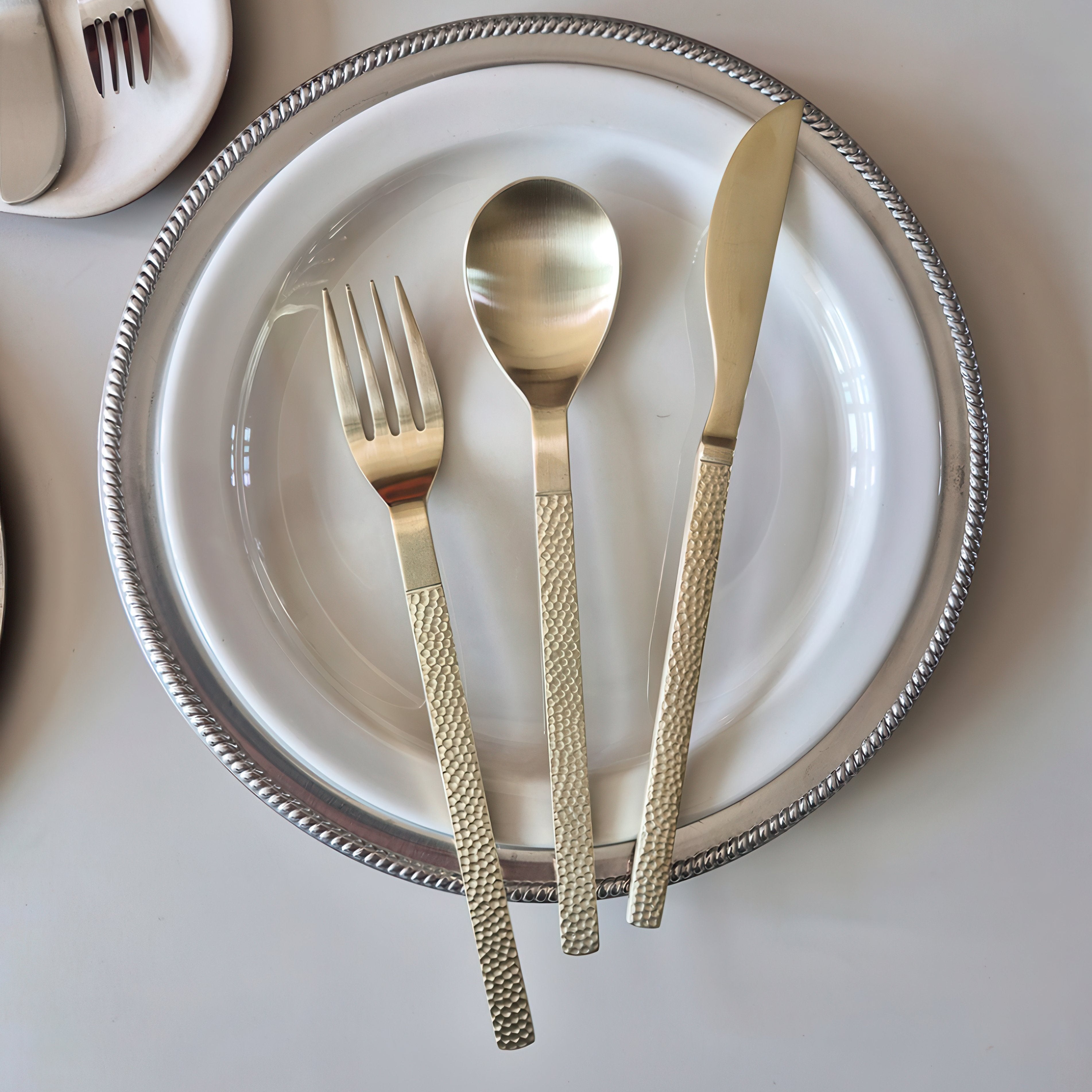 Bogen Hammerstone Gold Flatware