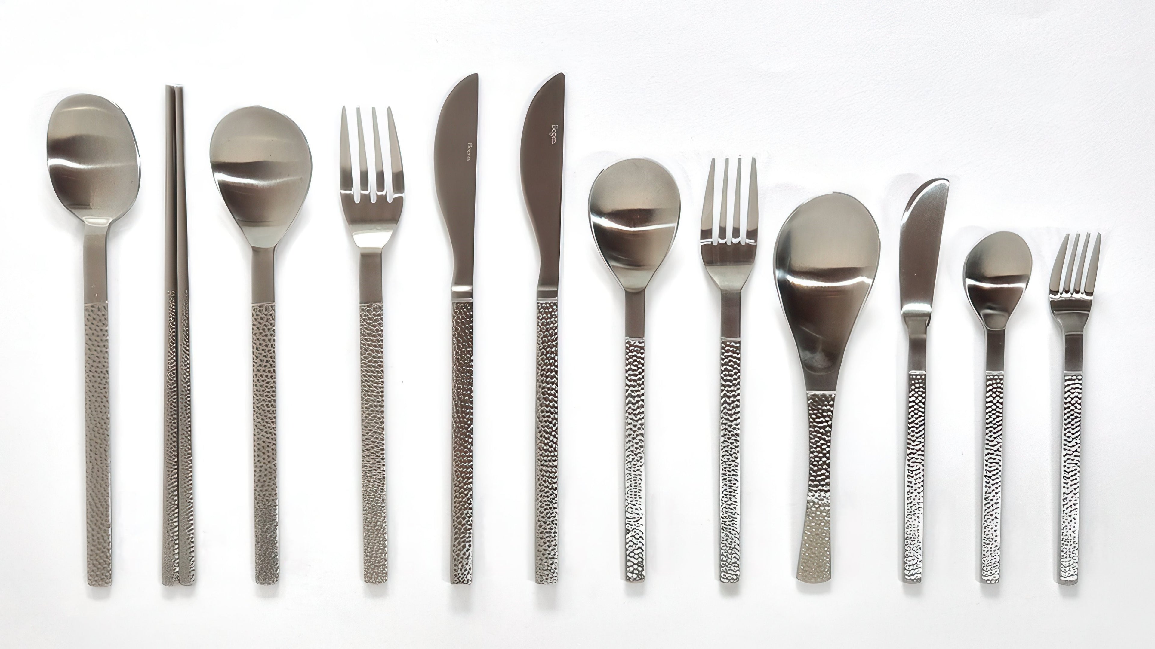 Bogen Hammerstone Satin Flatware