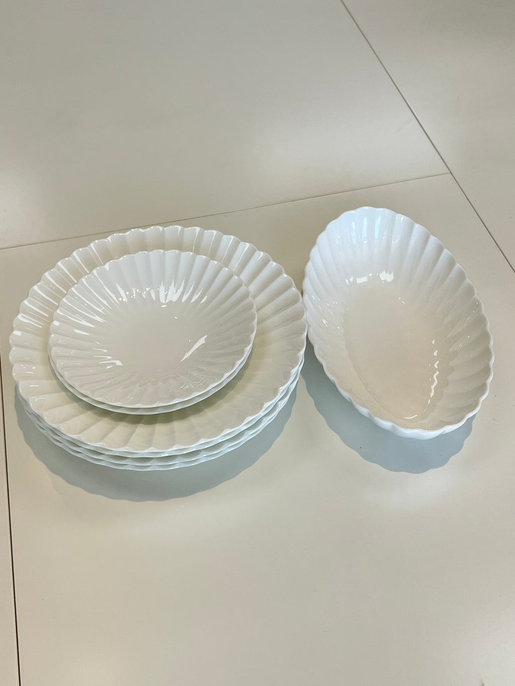 [Moire Blanc] -  7 Piece Promotional Set