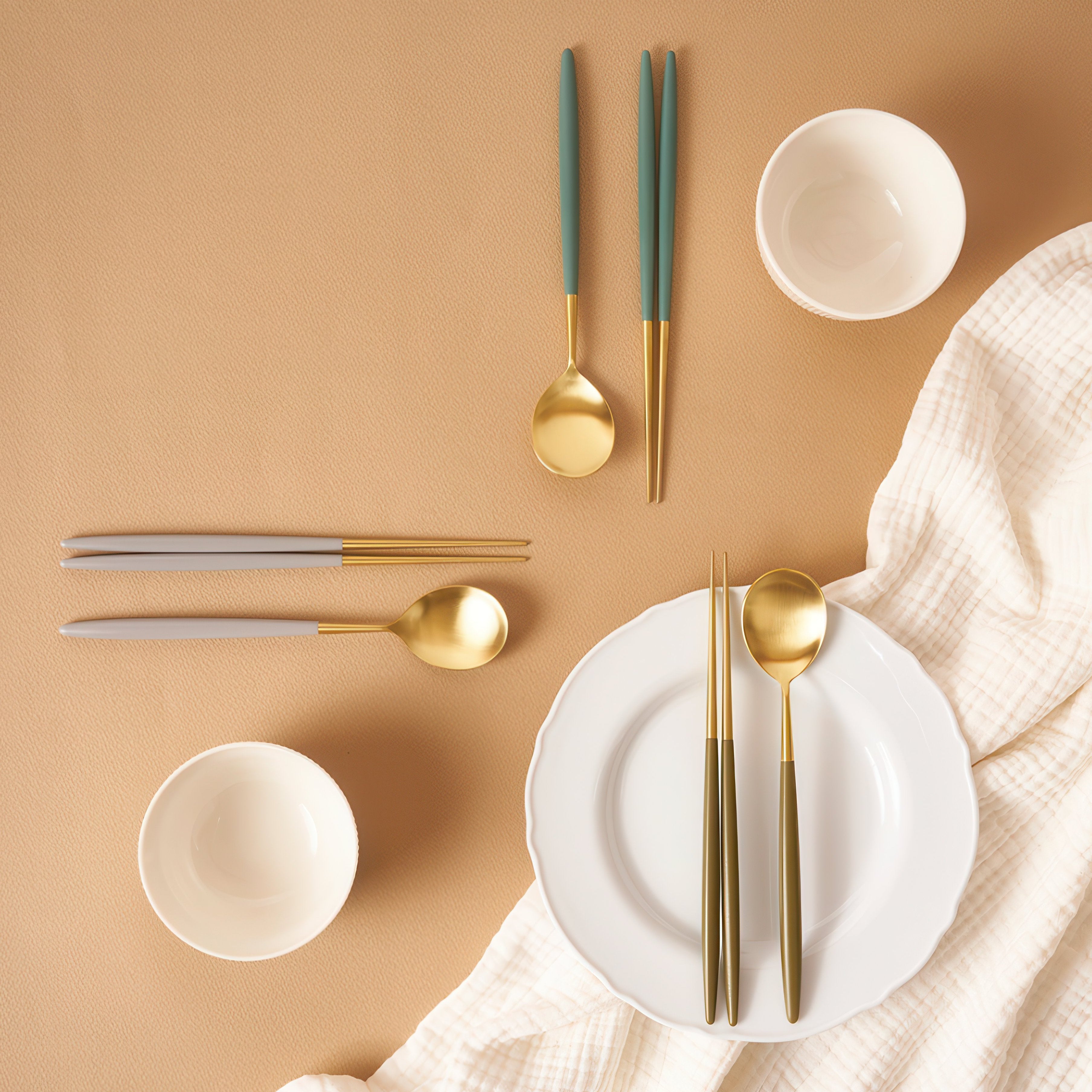 Bogen Matinee Gold Flatware