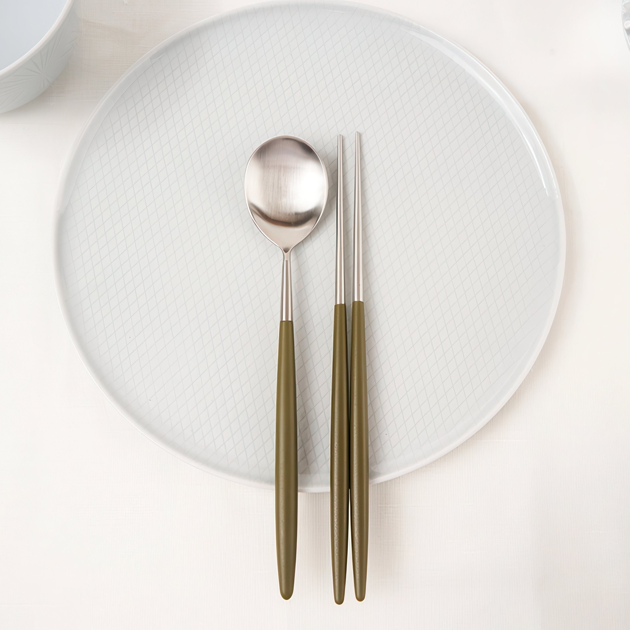 Bogen Matinee Satin Flatware