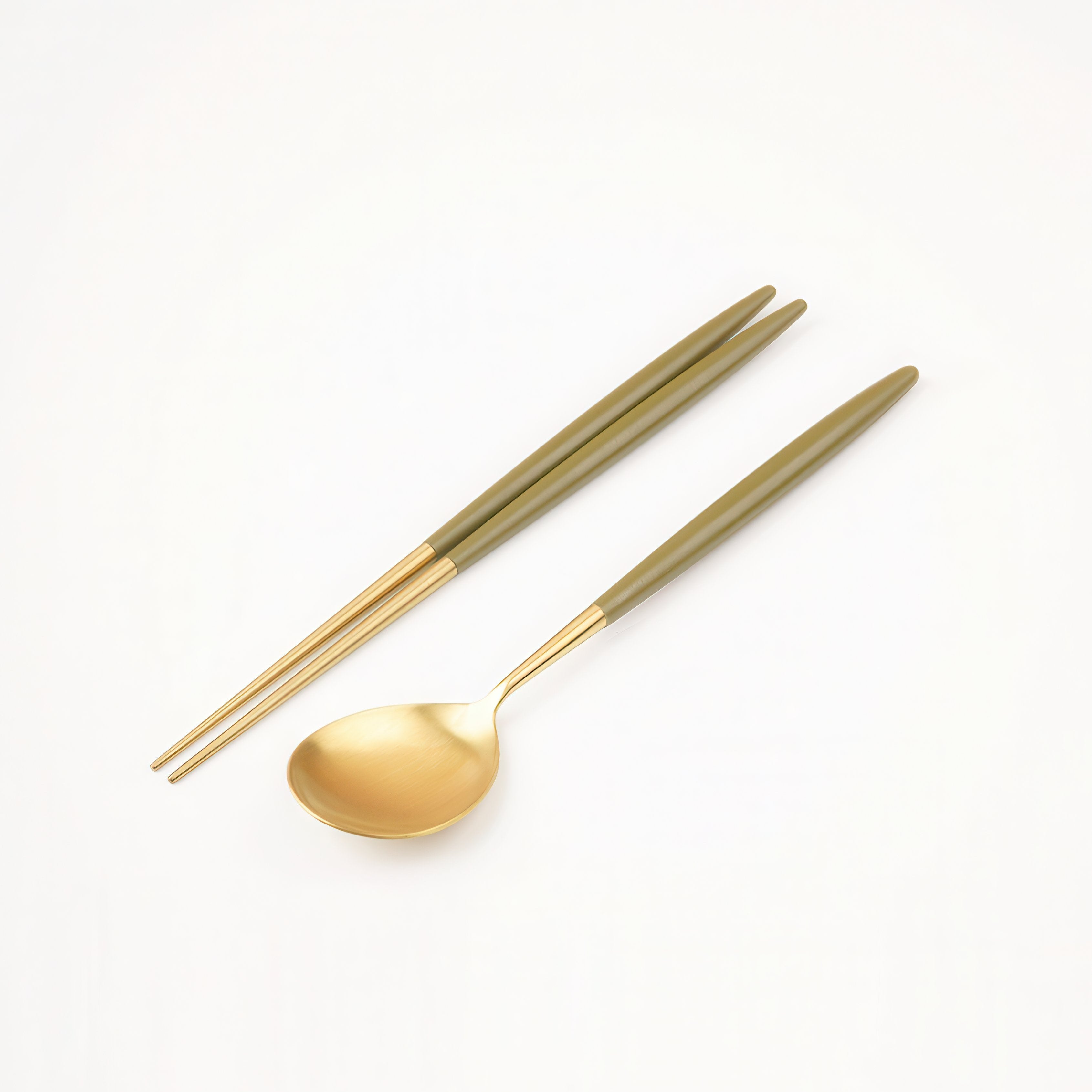 Bogen Matinee Gold Flatware