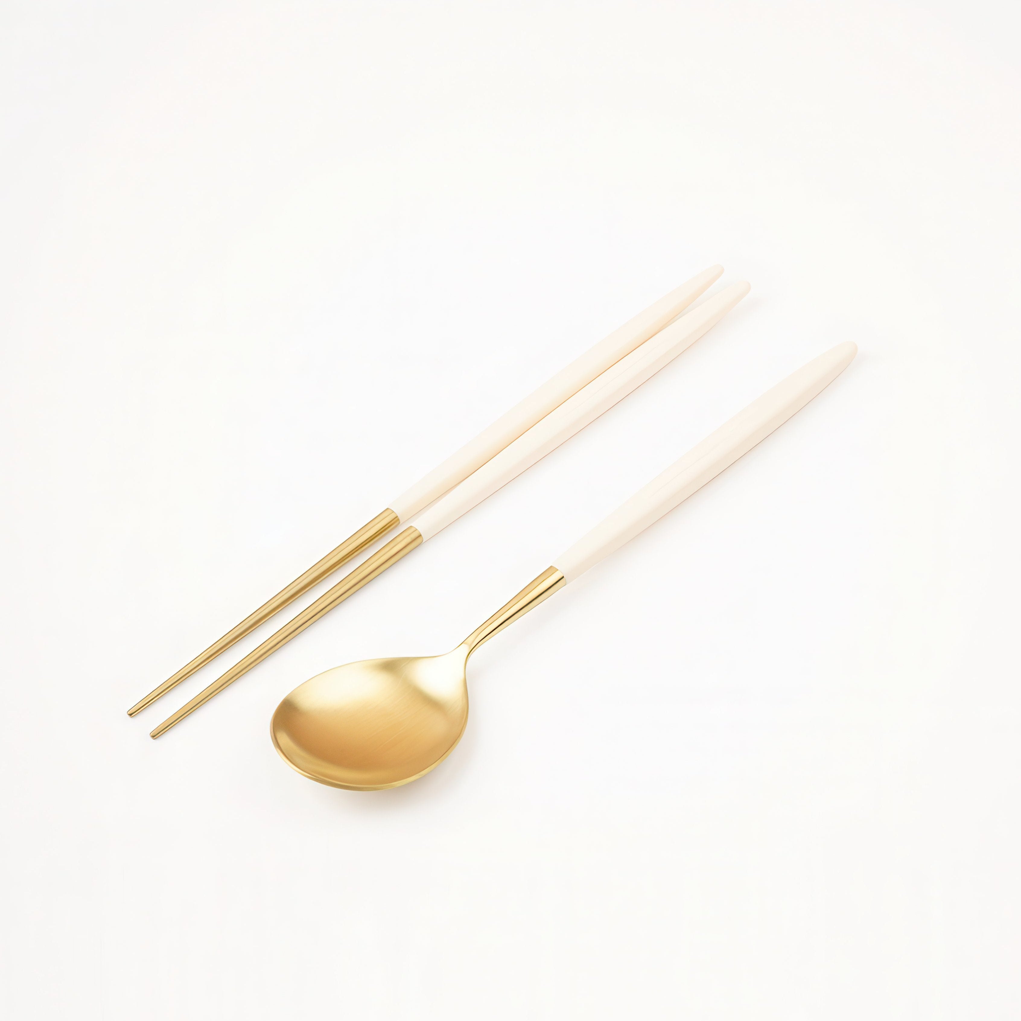 Bogen Matinee Gold Flatware