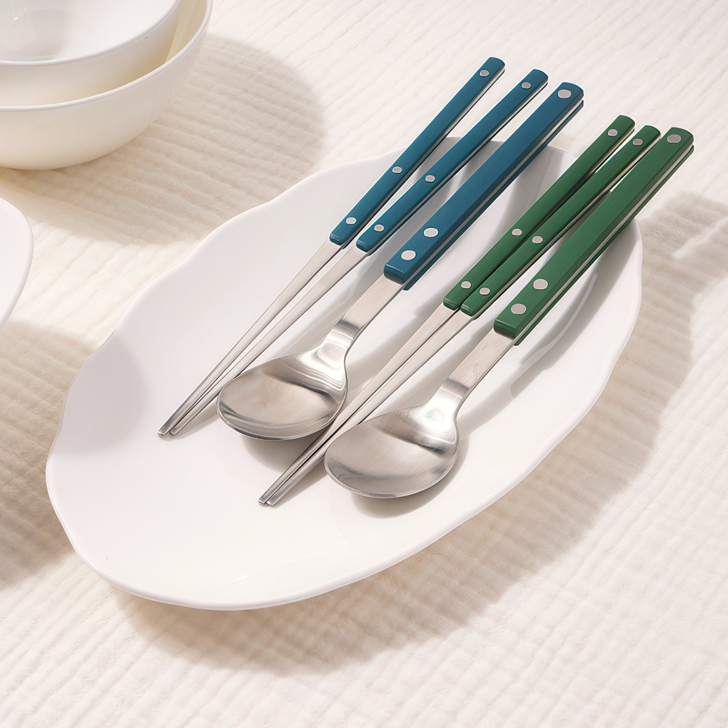 Bogen Sentier Satin Flatware