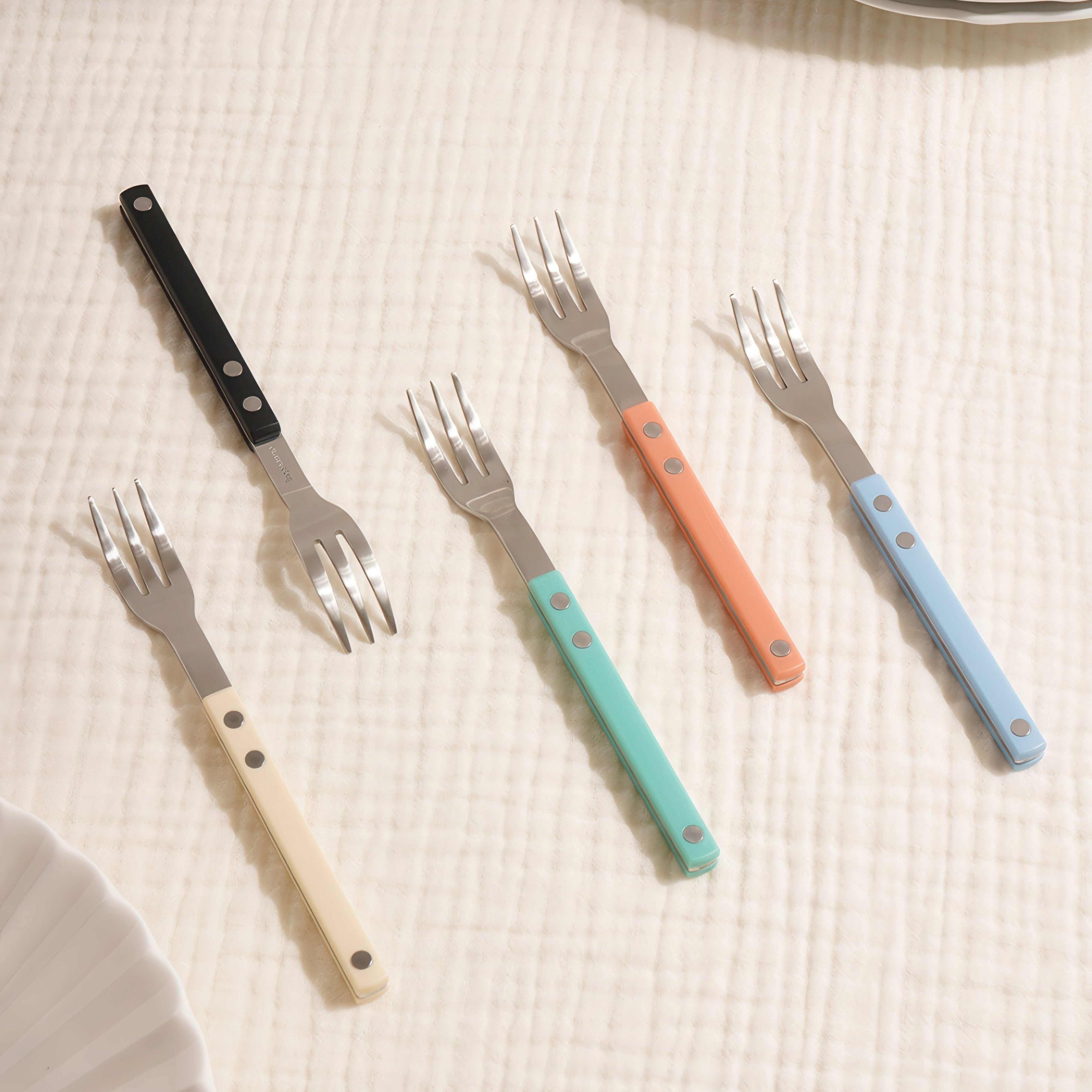 Bogen Sentier Satin Flatware