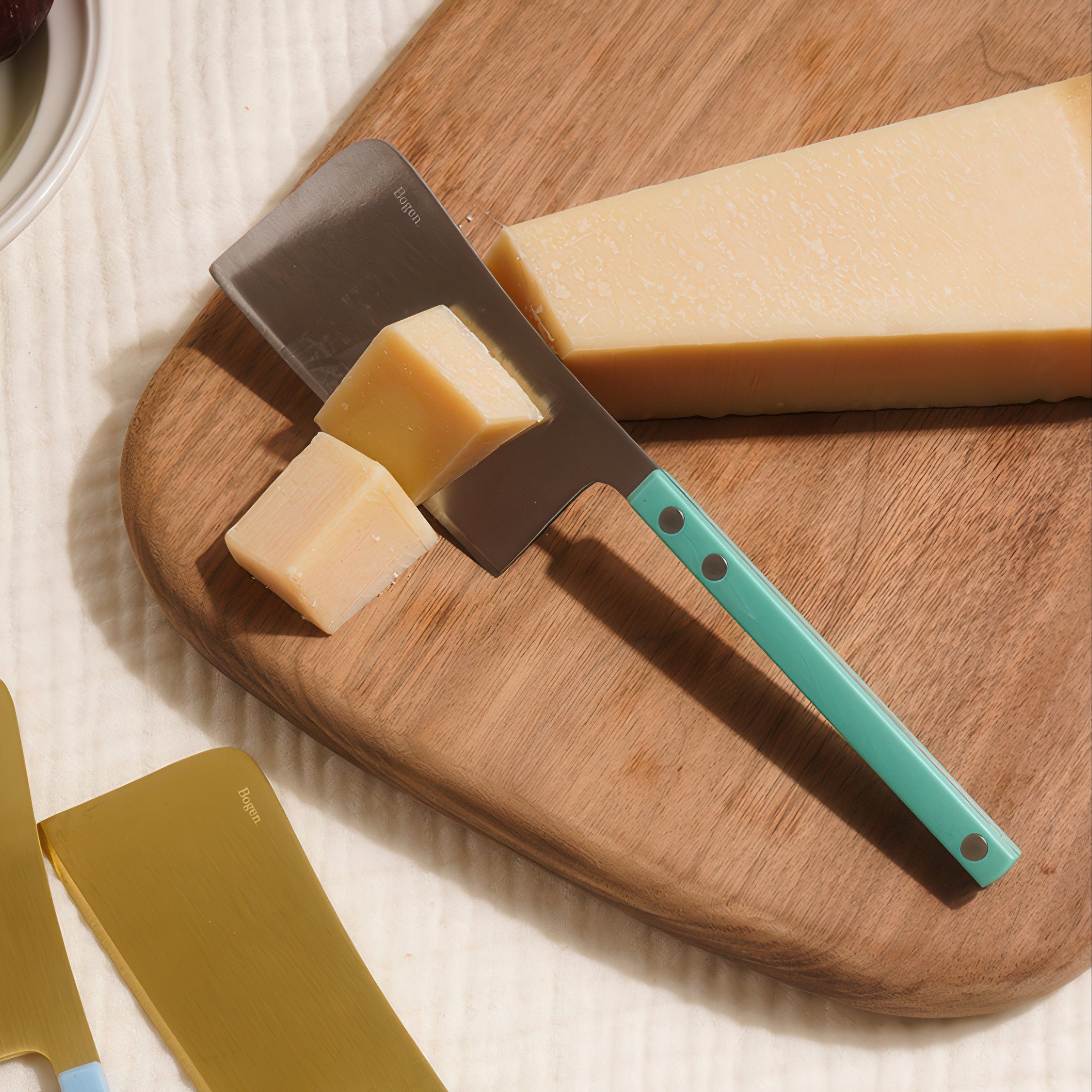 Bogen Sentier Satin Flatware