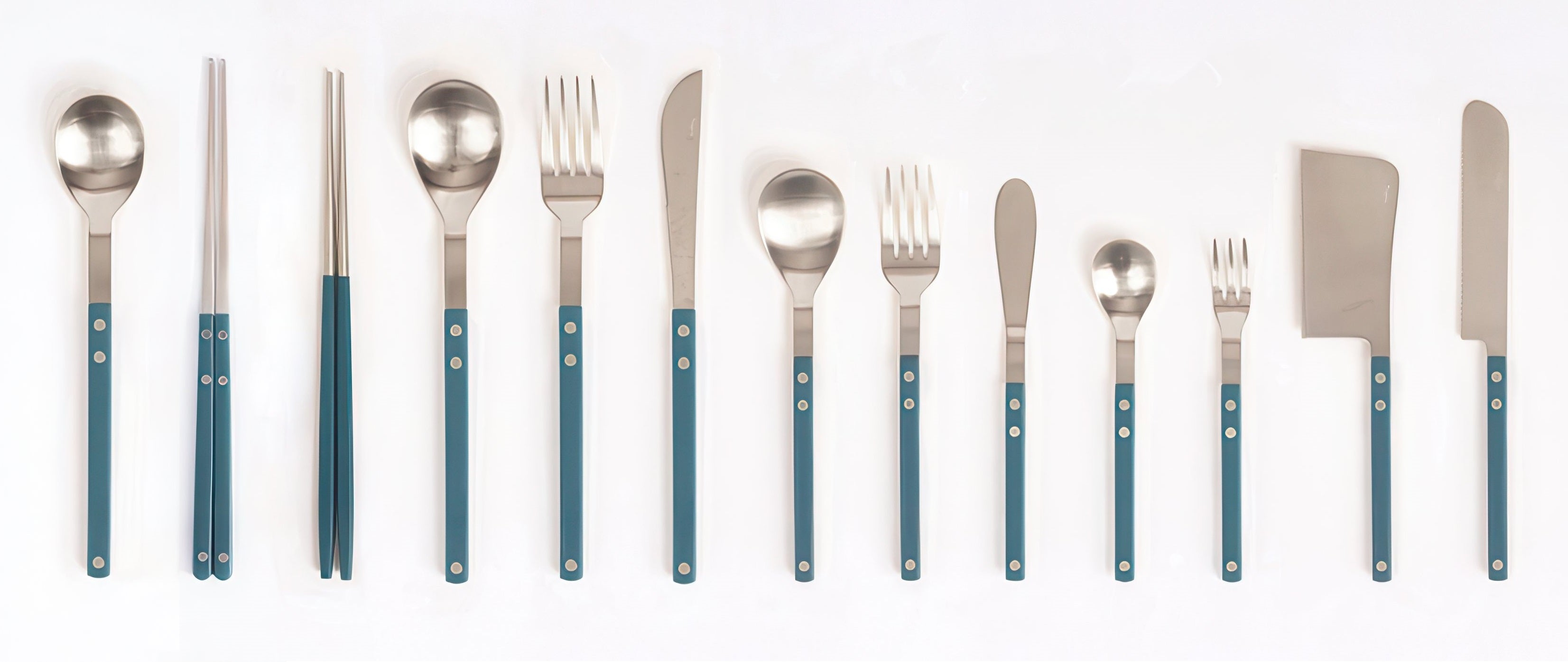 Bogen Sentier Satin Flatware