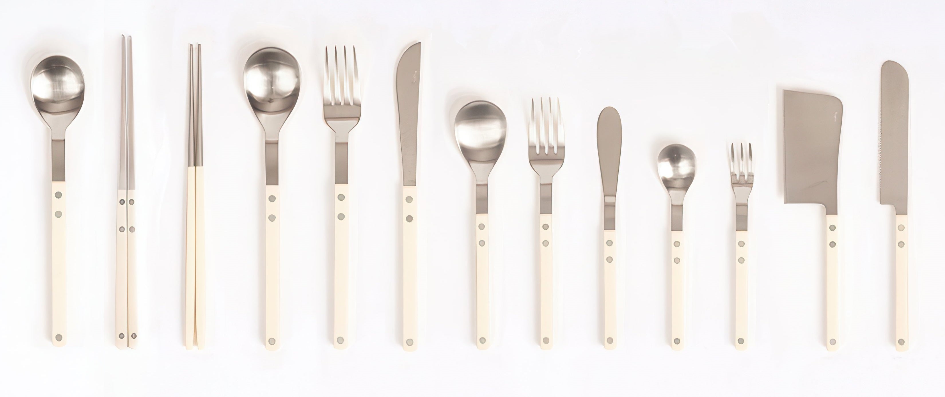 Bogen Sentier Satin Flatware