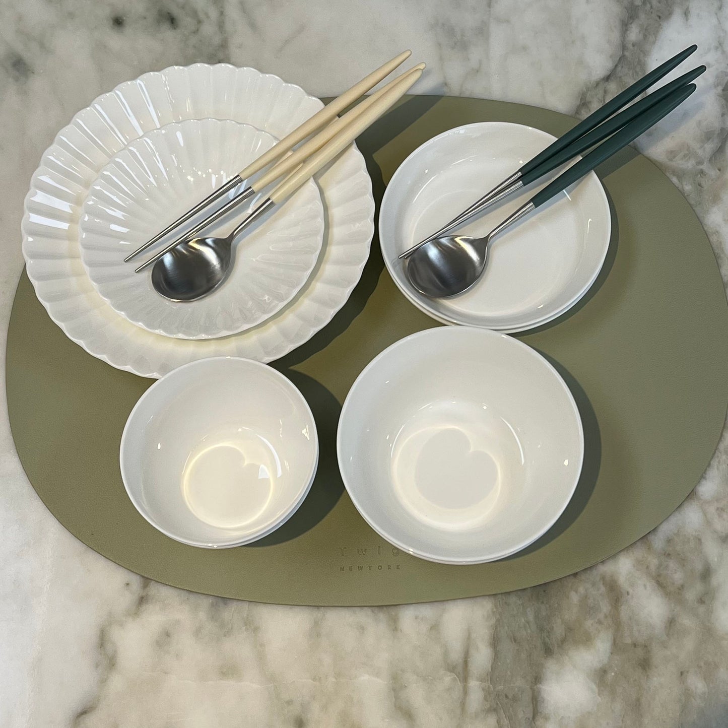 [Simple White] Dinnerware set for 2people + Gift Matinee Solid Spoon & Chopsticks, 2sets