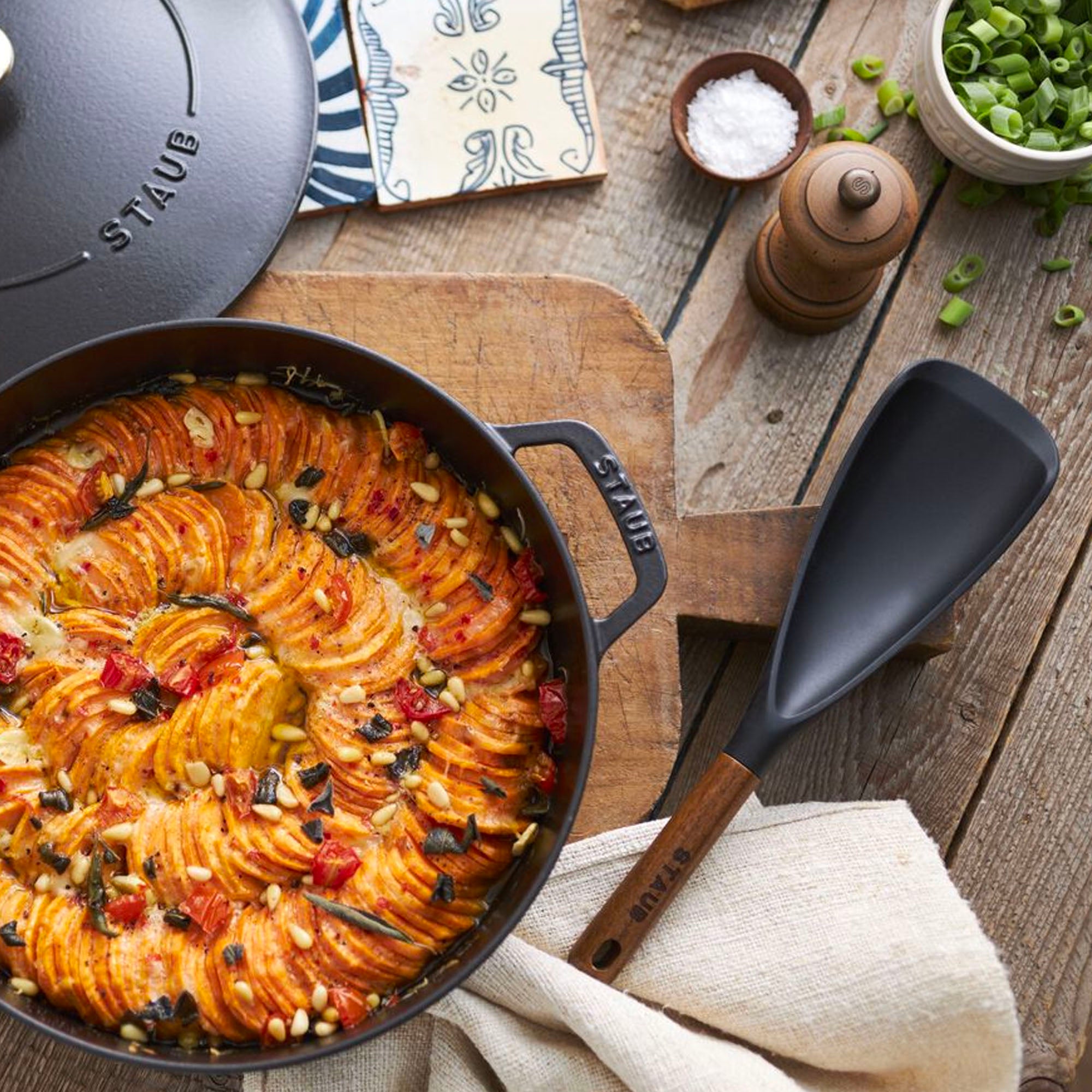 Staub MULTI FUNCTION SPOON HANKOOK DOJAGI staub multi function spoon hankook dojagi
