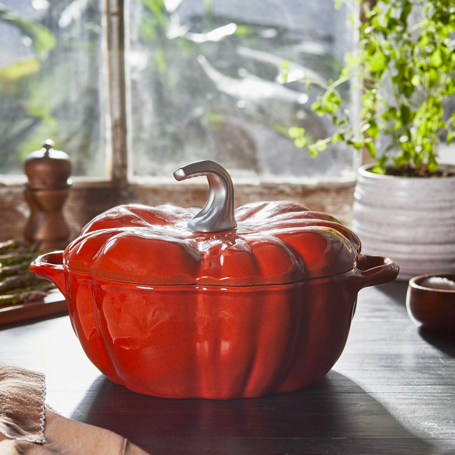 [Staub] 3.75 QT, PUMPKIN, COCOTTE, BURNT ORANGE